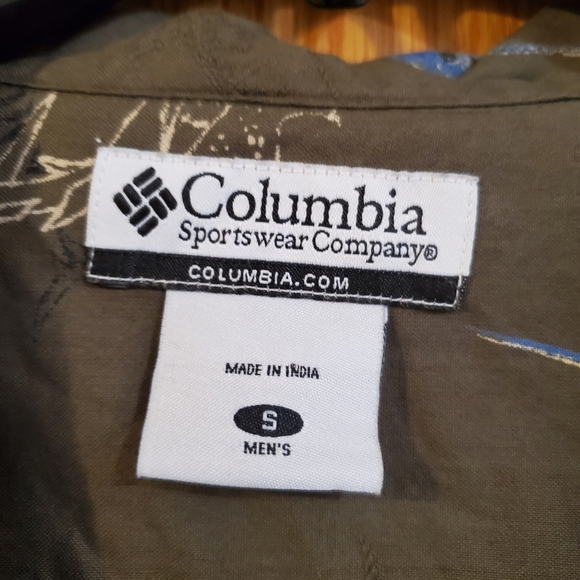 Columbia sportswear Hawaiian style swordfish print cotton shirt - Picture 6 of 11